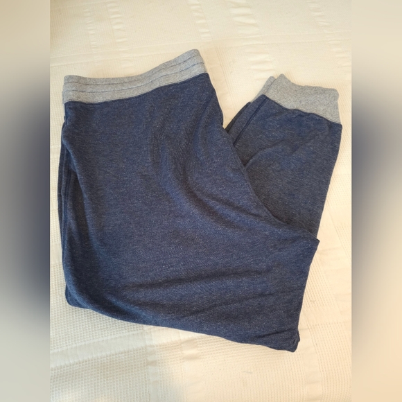 Old Navy Plus Size Pants - Picture 5 of 5